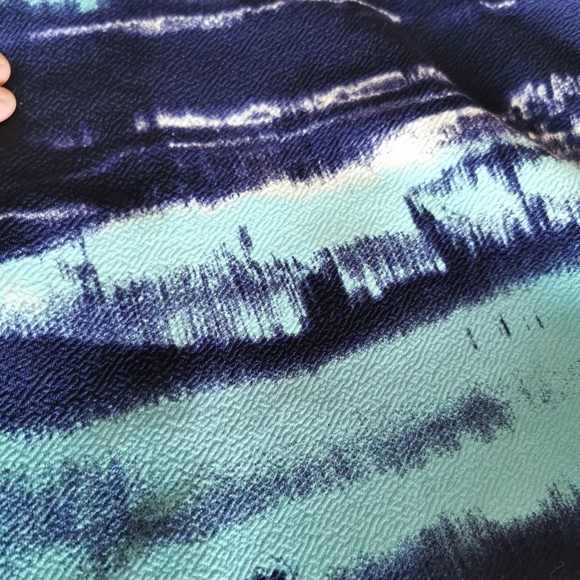 Abstract print sleeveless A-Line dress - Picture 3 of 7